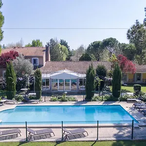 Hotel Sowell Hotels Domaine De La Petite Isle, LʼIsle-sur-la-Sorgue